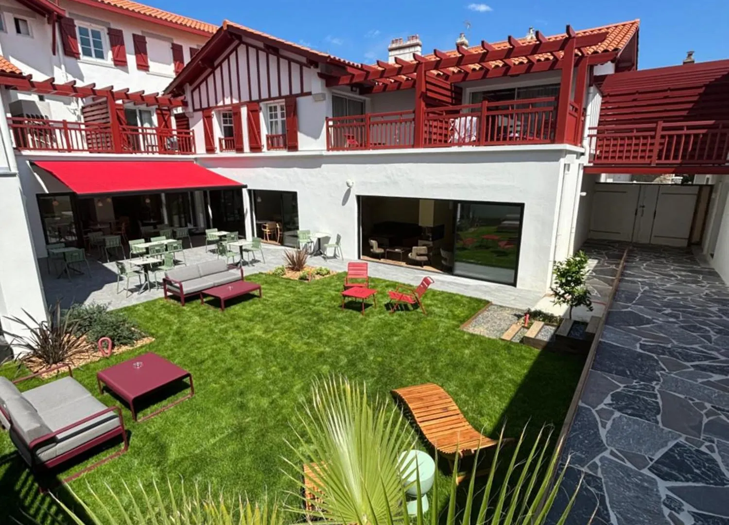 Best Western Hotel Kemaris contacts