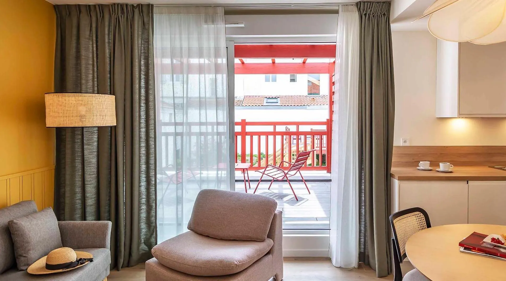 Hotel Kemaris Biarritz 3*,